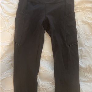 Black Lululemon leggings